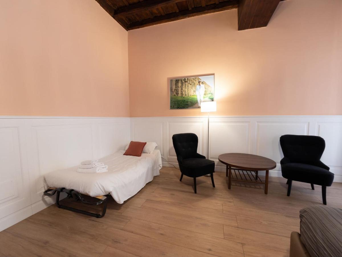 The Best Rent - Apartment Near Fontana Di Trevi Roma Exterior foto